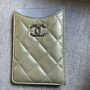 Authentique CHANEL slim card holder